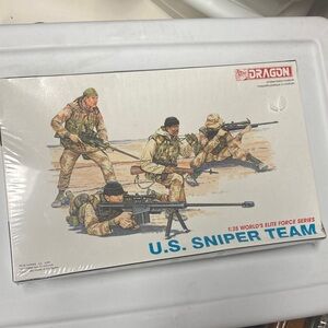 Dragon 1/35 model figure kit, new sealed, U.S. Sniper Team, unbuilt, 4 figs